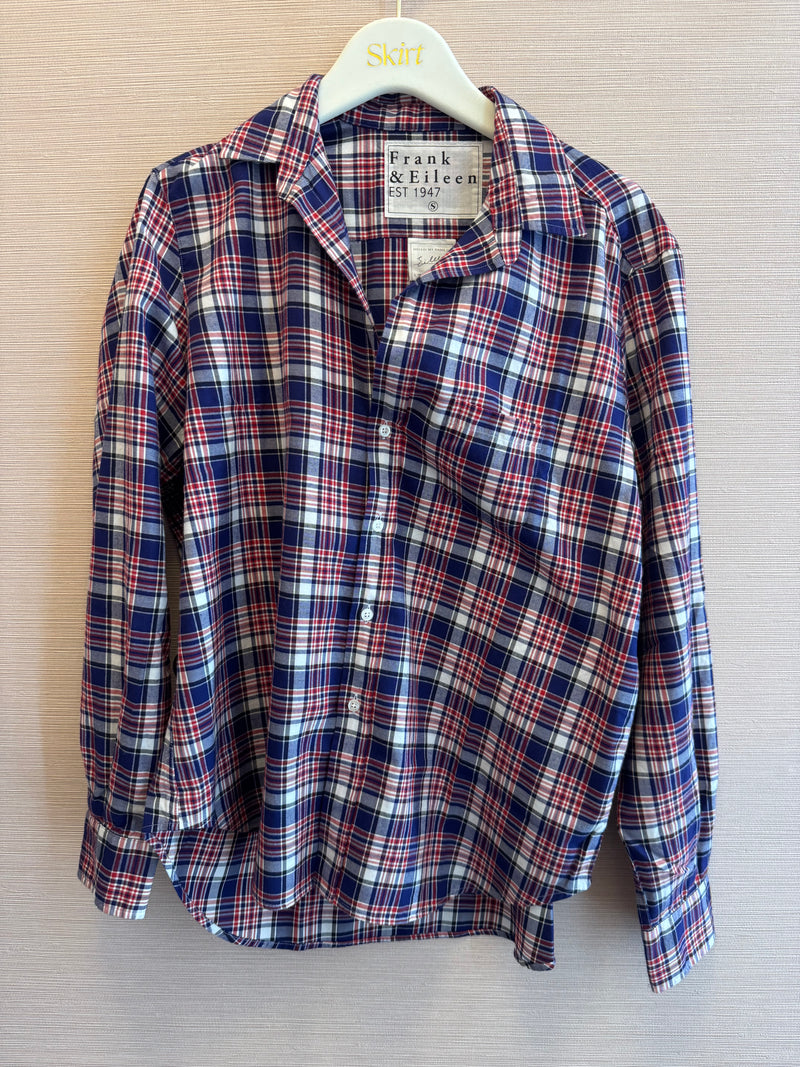 FRANK & EILEEN TAILORED BUTTON UP SHIRT