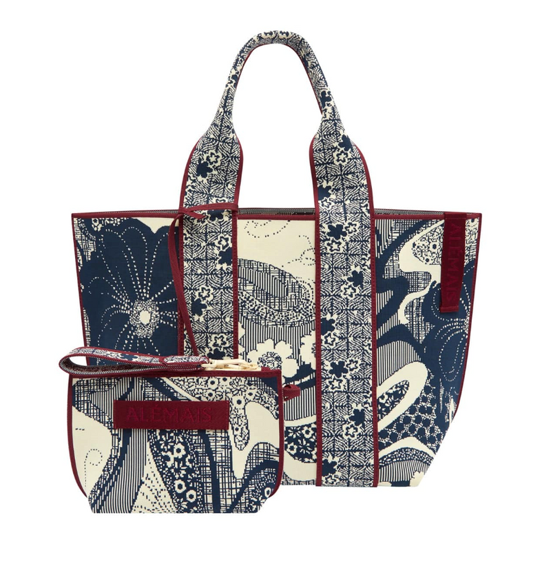 Mickey Jacquard Beach Tote (10163712131377)
